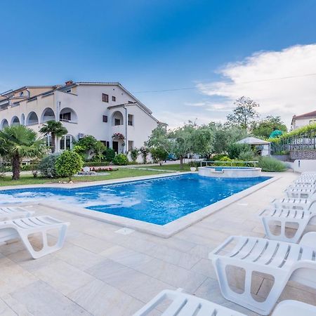 B&B Dujmovic Malinska Εξωτερικό φωτογραφία