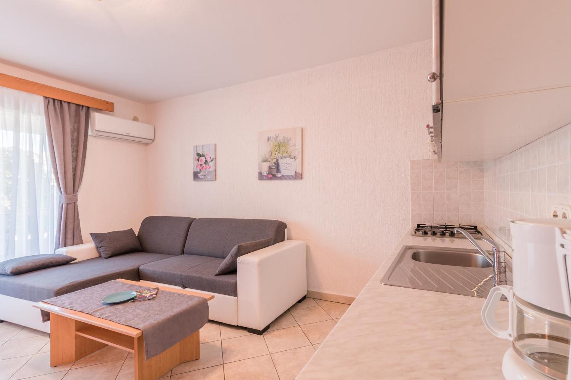 B&B Dujmovic Malinska Δωμάτιο φωτογραφία